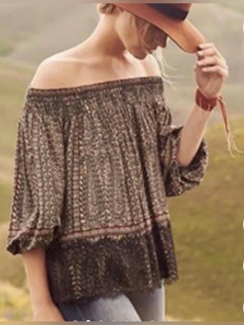 Vanessa Virginia Anthropologie Off-The-Shoulder blouse w/Lace Trim